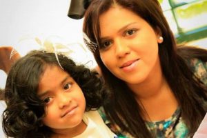 Manik Suriaaratchi of Australia and her daughter